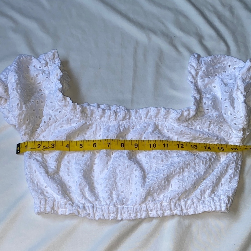 Elegant White Eyelet Off-Shoulder Blouse - Picture 13 of 14